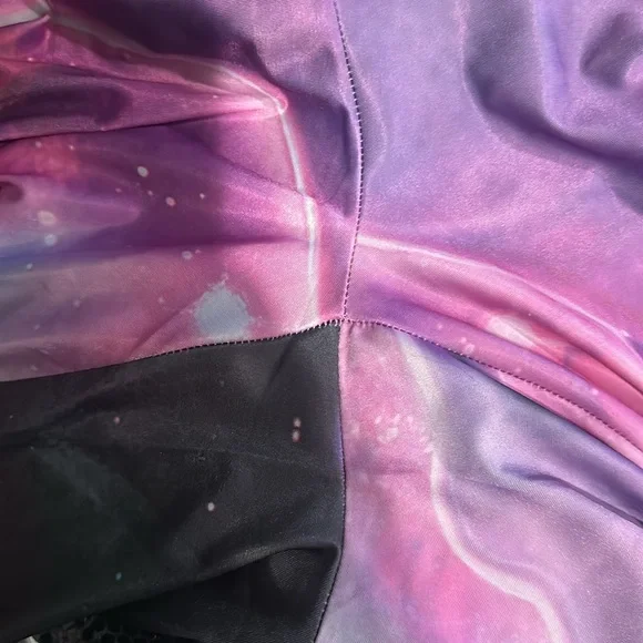 Dolphin Leggings! - Picture 5 of 5